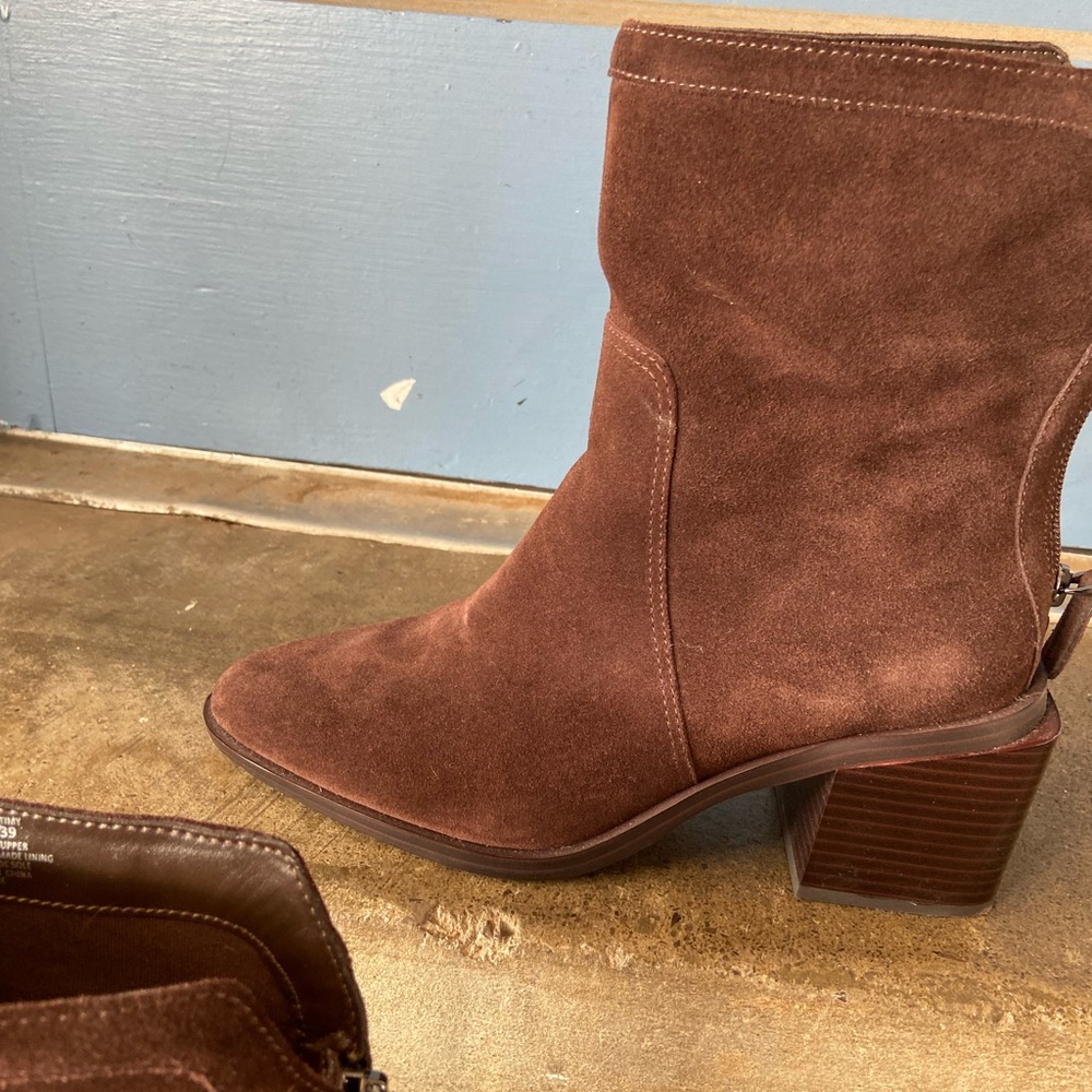 Vince Camuto Rich Brown Suede Block Heeled Boots - Picture 4 of 10